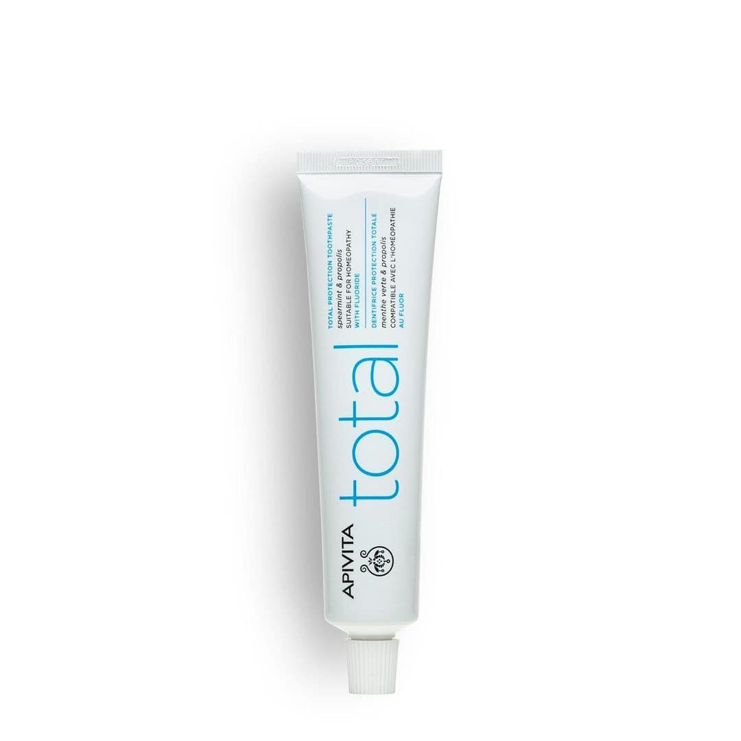 <p style="text-align: center;"><strong>ORAL CARE</strong></p><p>TOTAL Οδοντόκρεμα Ολοκληρωμένης Προστασίας</p>