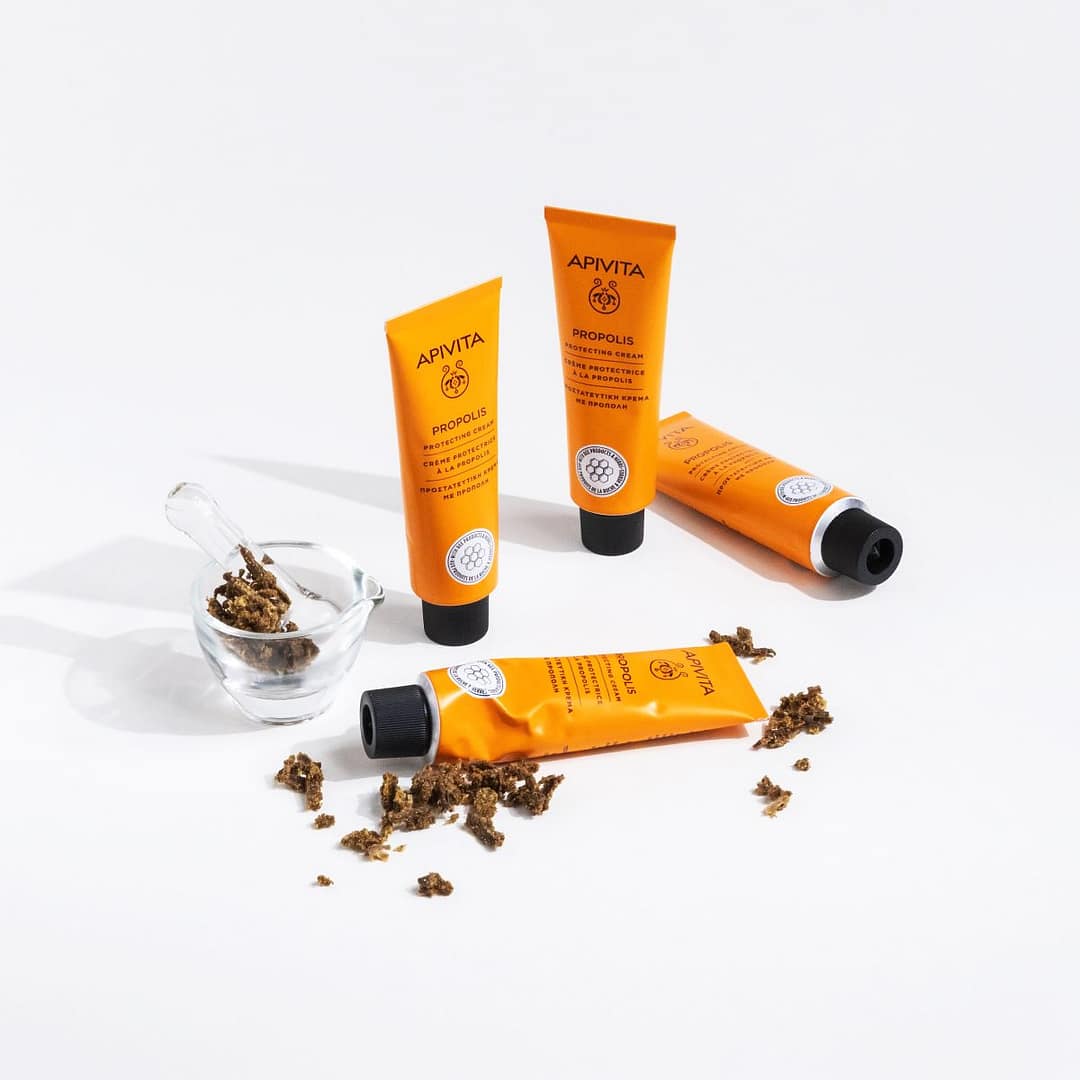 <p style="text-align: center;"><strong>NATURAL REMEDIES</strong></p><p>ΠΡΟΣΤΑΤΕΥΤΙΚΗ ΚΡΕΜΑ ΜΕ ΠΡΟΠΟΛΗ</p> - Image 2