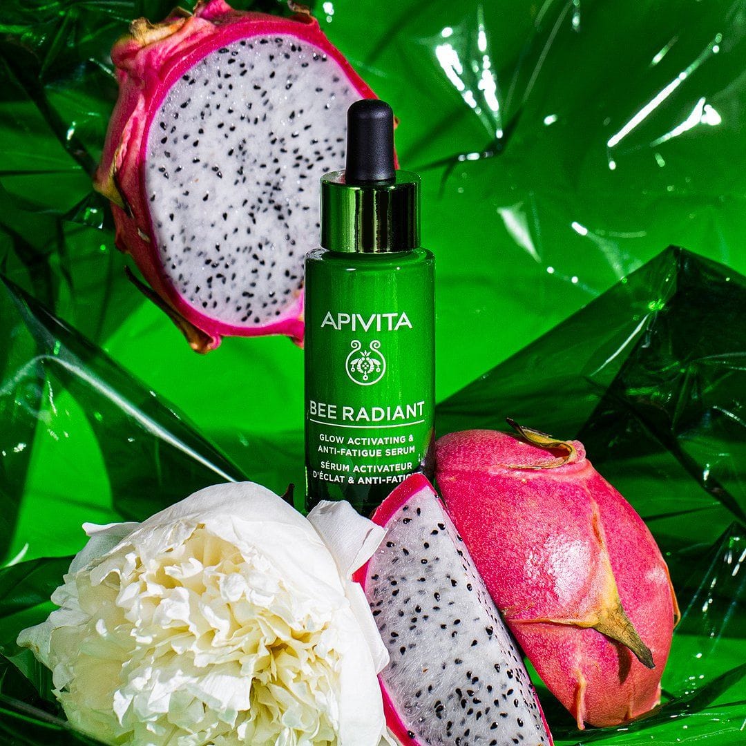 <p style="text-align: center;"><strong>BEE RADIANT</strong></p><p>Ορός Ενεργοποίησης Λάμψης για Ξεκούραστη Όψη</p> - Image 2