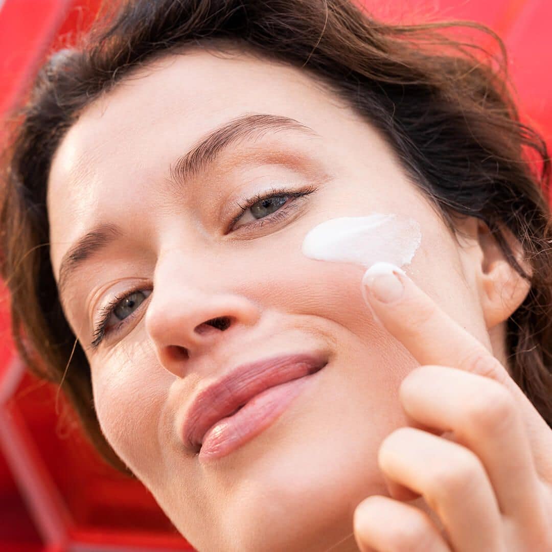 <p style="text-align: center;"><strong>BEEVINE ELIXIR</strong></p><p>Αντιρυτιδική Κρέμα για Σύσφιξη Lifting Ελαφριάς Υφής</p> - Image 2