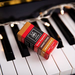 Alternative view of <p style="text-align: center;"><strong>HOME FRAGRANCE</strong></p><p>Μίγμα Αιθέριων Ελαίων - Sweet Home</p>